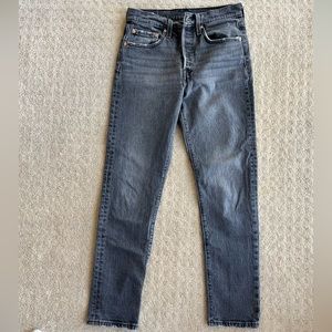 Levi’s black/ dark gray jeans